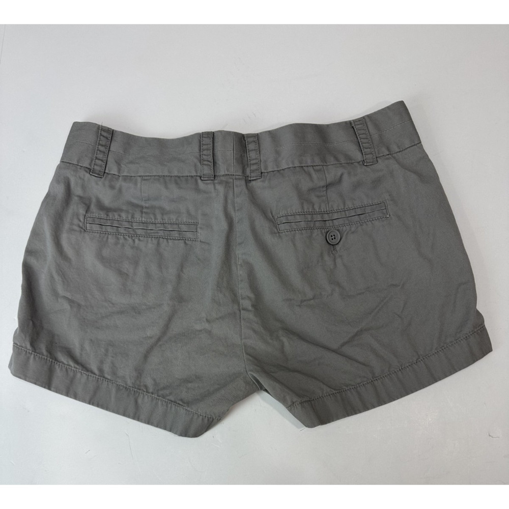 J. Crew Broken-In Chino Shorts Gray 100% Cotton Women's Size 2 Preppy Pockets - Picture 2 of 7